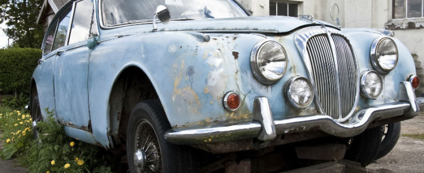 Daimler verkauft 15 Niederlassungen in Ostdeutschland