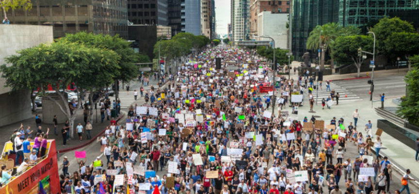 Demonstrationen für schärfere Waffengesetze in den USA: Wie realistisch ist eine Änderung des Waffenrechts?