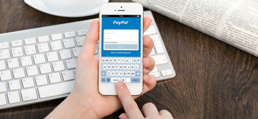 Bargeldloses Zahlen mit PayPal und Bitcoin