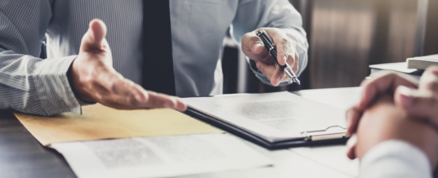 Was ist ein Vermittlungsgutschein und wer hat Anspruch darauf?